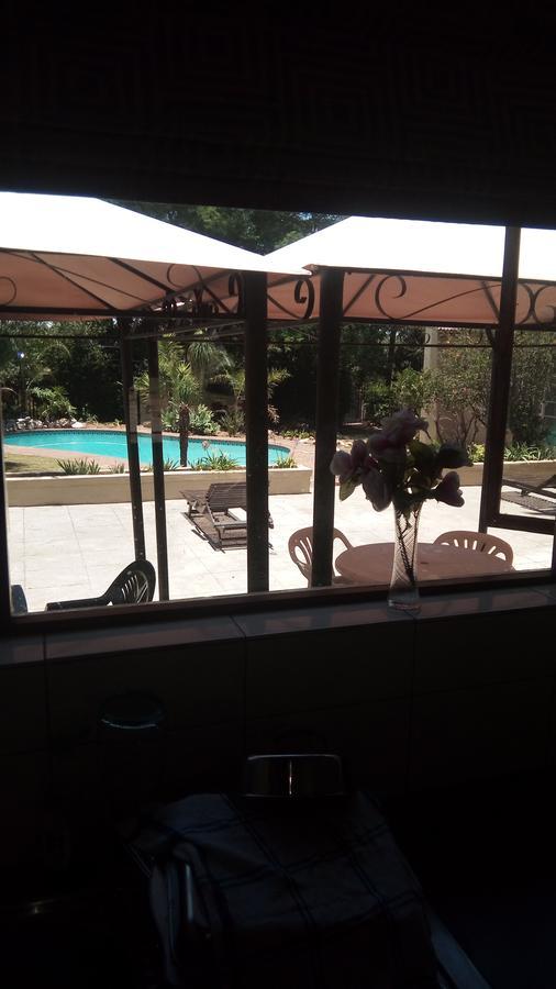 130 Market Bed And Breakfast Johannesburg Bagian luar foto