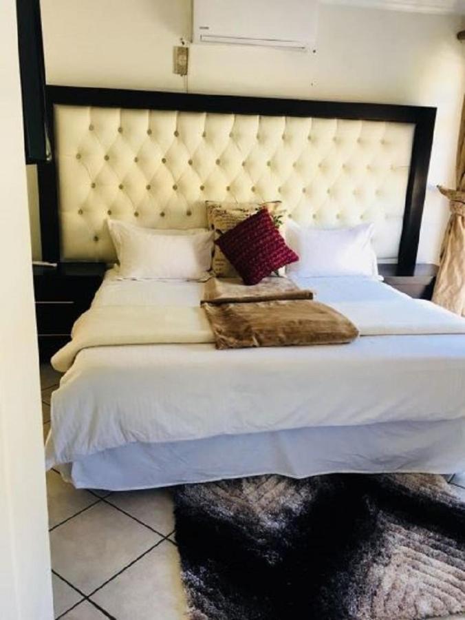 130 Market Bed And Breakfast Johannesburg Bagian luar foto